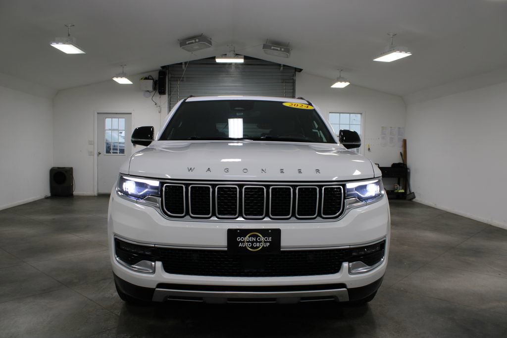 Used 2024 Jeep Wagoneer Series III image 3