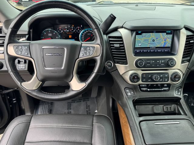 Used 2019 GMC Yukon XL Denali AWD/4WD image 17