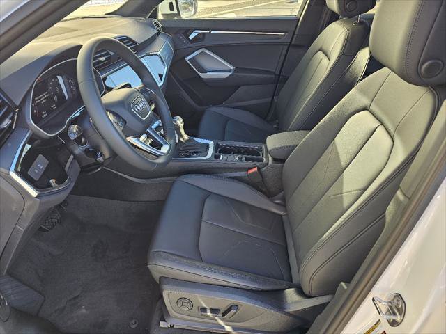 New 2025 Audi Q3 2.0T Premium image 2