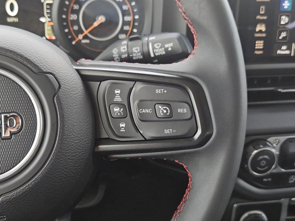 Used 2025 Jeep Wrangler Unlimited Rubicon image 14