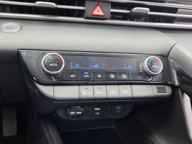 Certified 2025 Hyundai Elantra Hybrid FWD image 20