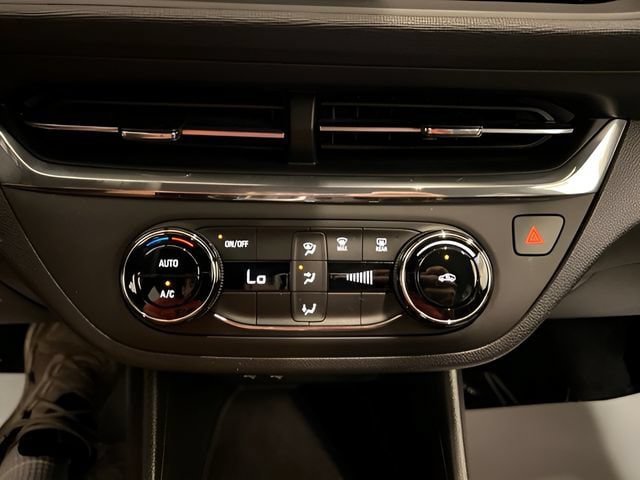 Certified 2025 Buick Envista Preferred FWD image 22