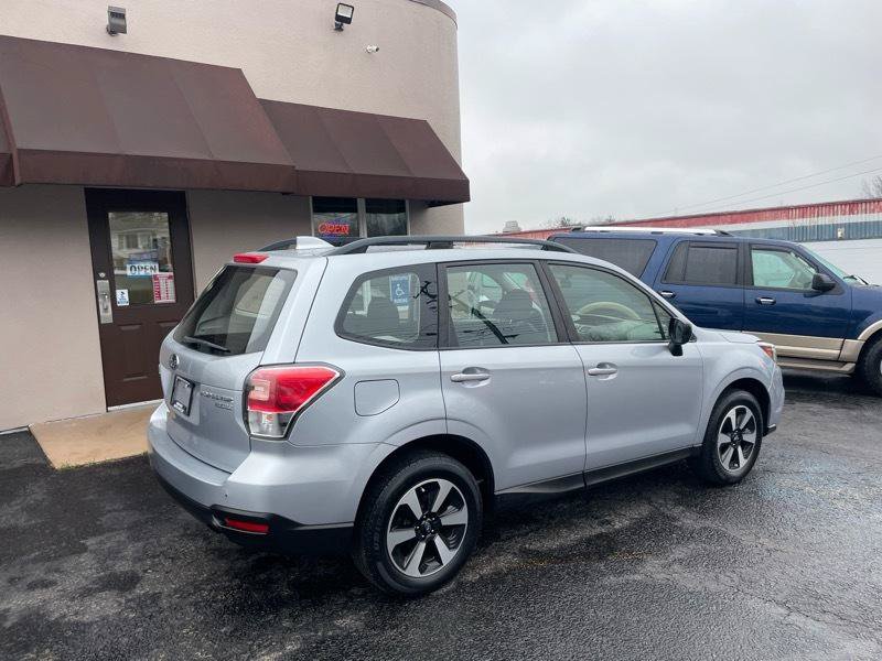 Used 2017 Subaru Forester 2.5i w/ Alloy Wheel Package AWD/4WD image 5