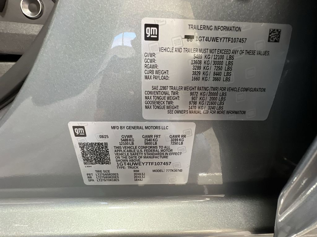 New 2026 GMC Sierra 3500 Denali w/ Denali Reserve Package image 35