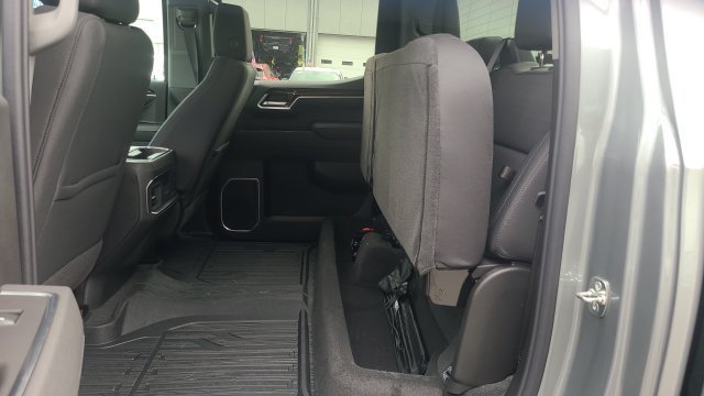 New 2026 GMC Sierra 1500 Elevation w/ LPO, Elevation Black Package AWD/4WD image 22