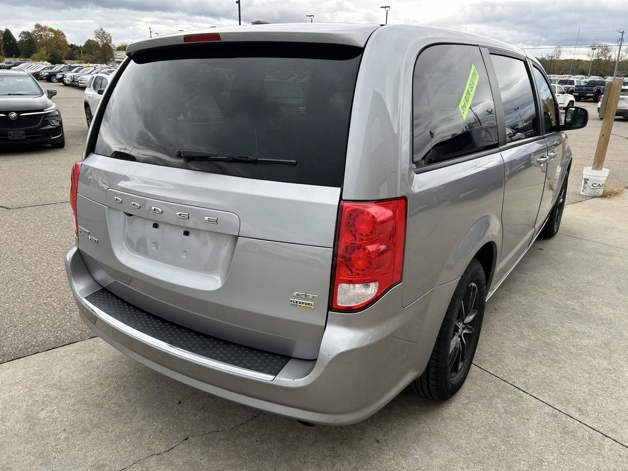 Used 2019 Dodge Grand Caravan GT FWD image 5