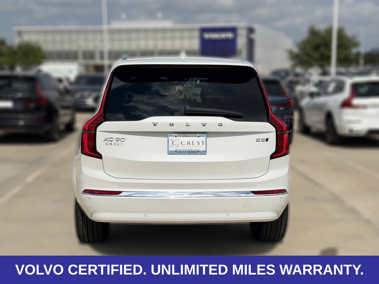 Certified 2025 Volvo XC90 B5 Core AWD/4WD image 8