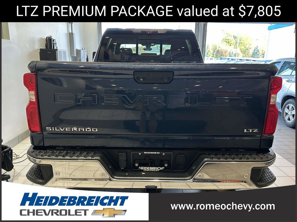 Used 2020 Chevrolet Silverado 2500 LTZ w/ LTZ Premium Package image 3