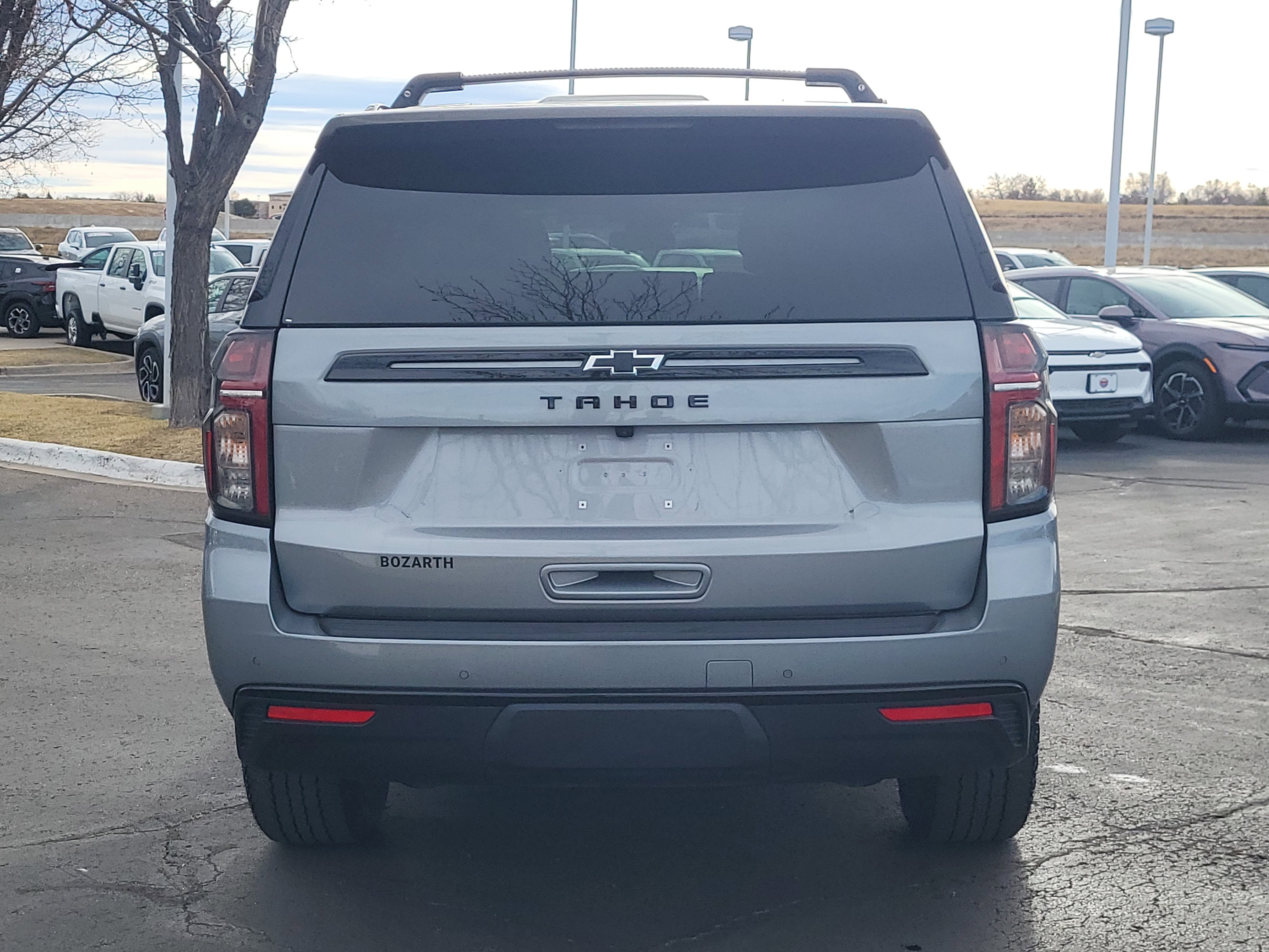 Used 2024 Chevrolet Tahoe Z71 w/ Luxury Package image 4