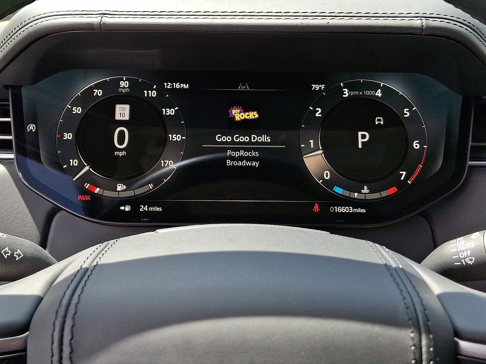 Certified 2024 Land Rover Range Rover Long Wheelbase SE image 22