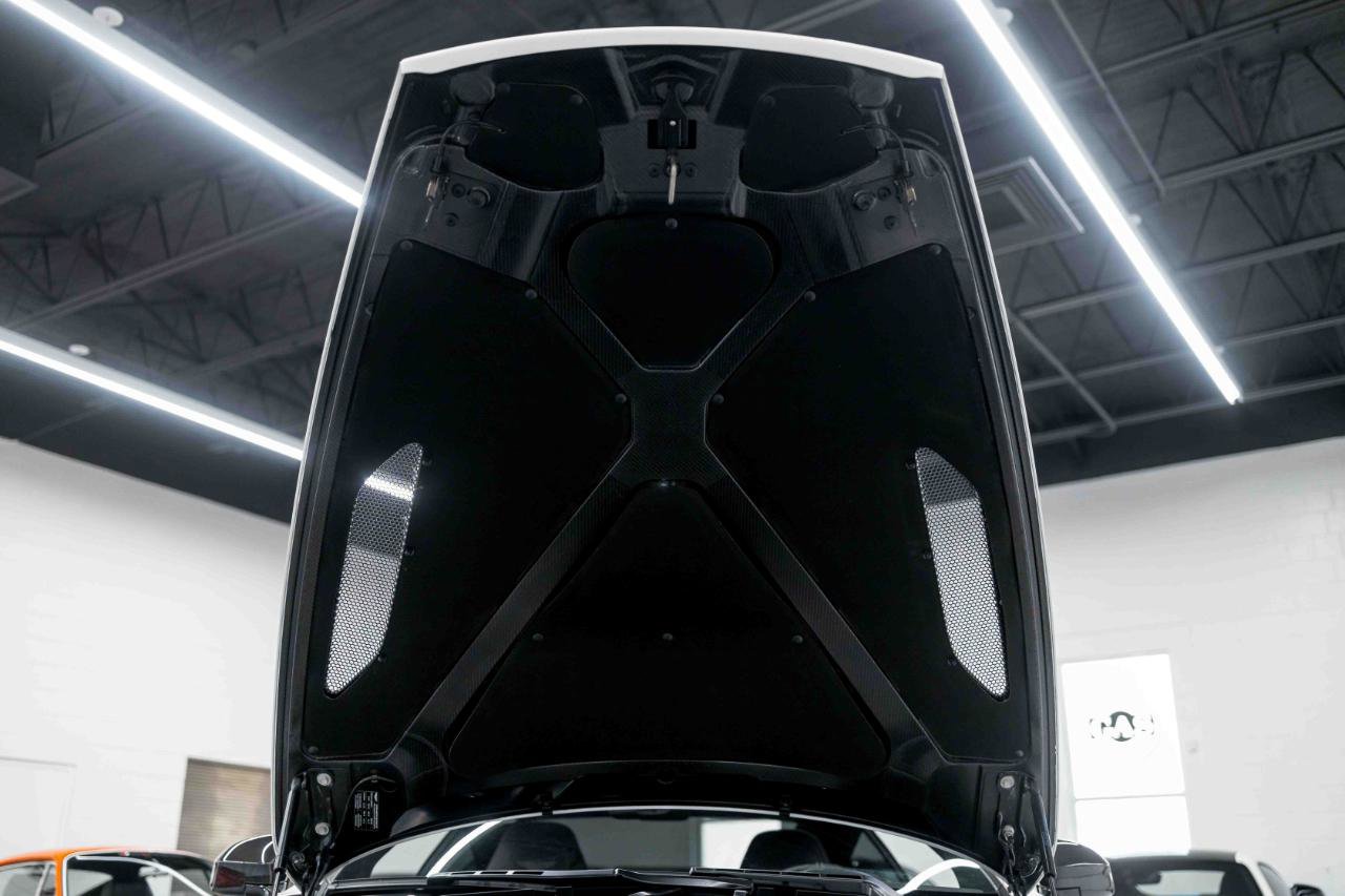 Used 2016 Aston Martin Vanquish Coupe image 79