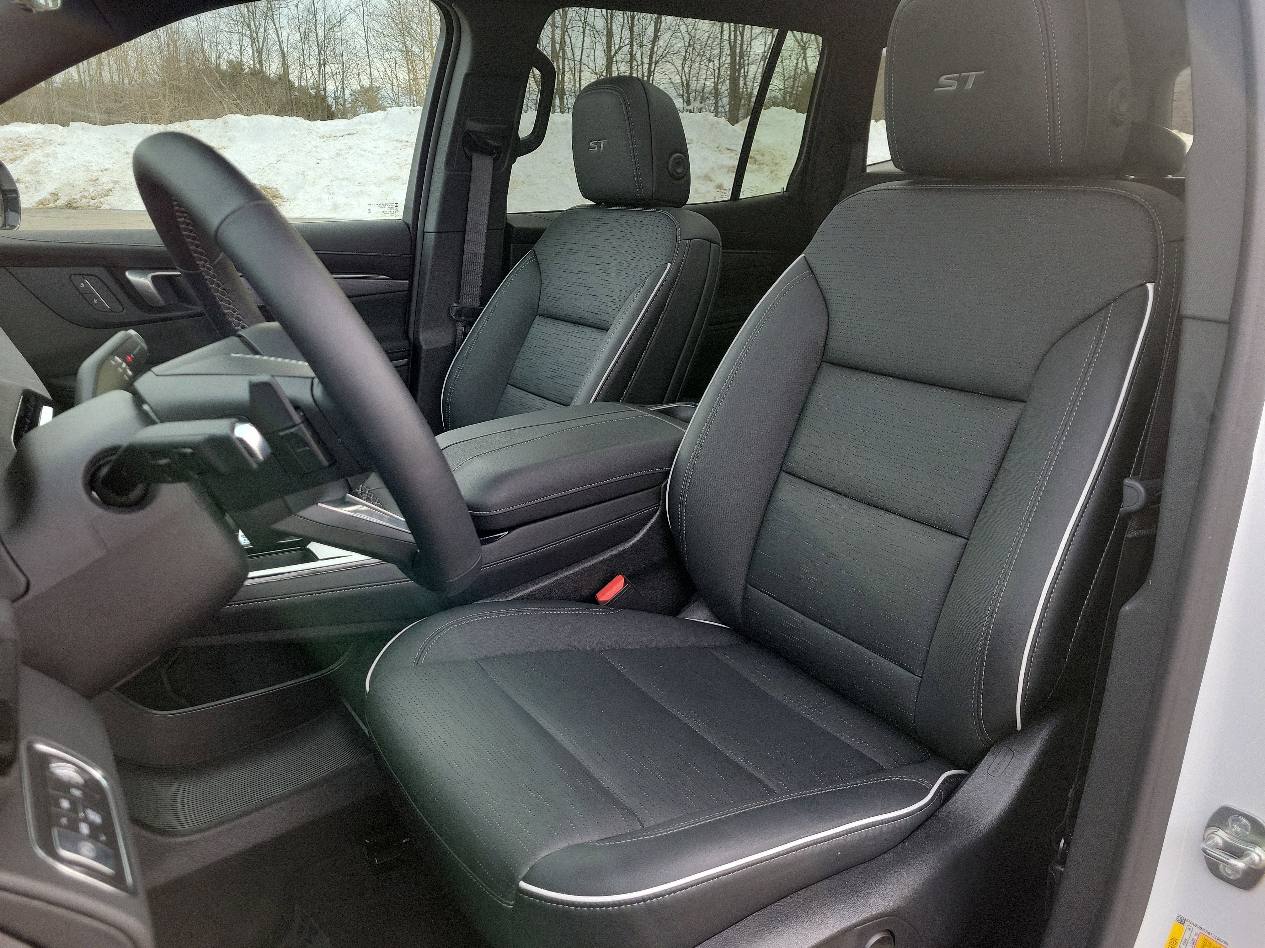 New 2026 Buick Enclave Sport Touring w/ Power Package AWD/4WD image 4