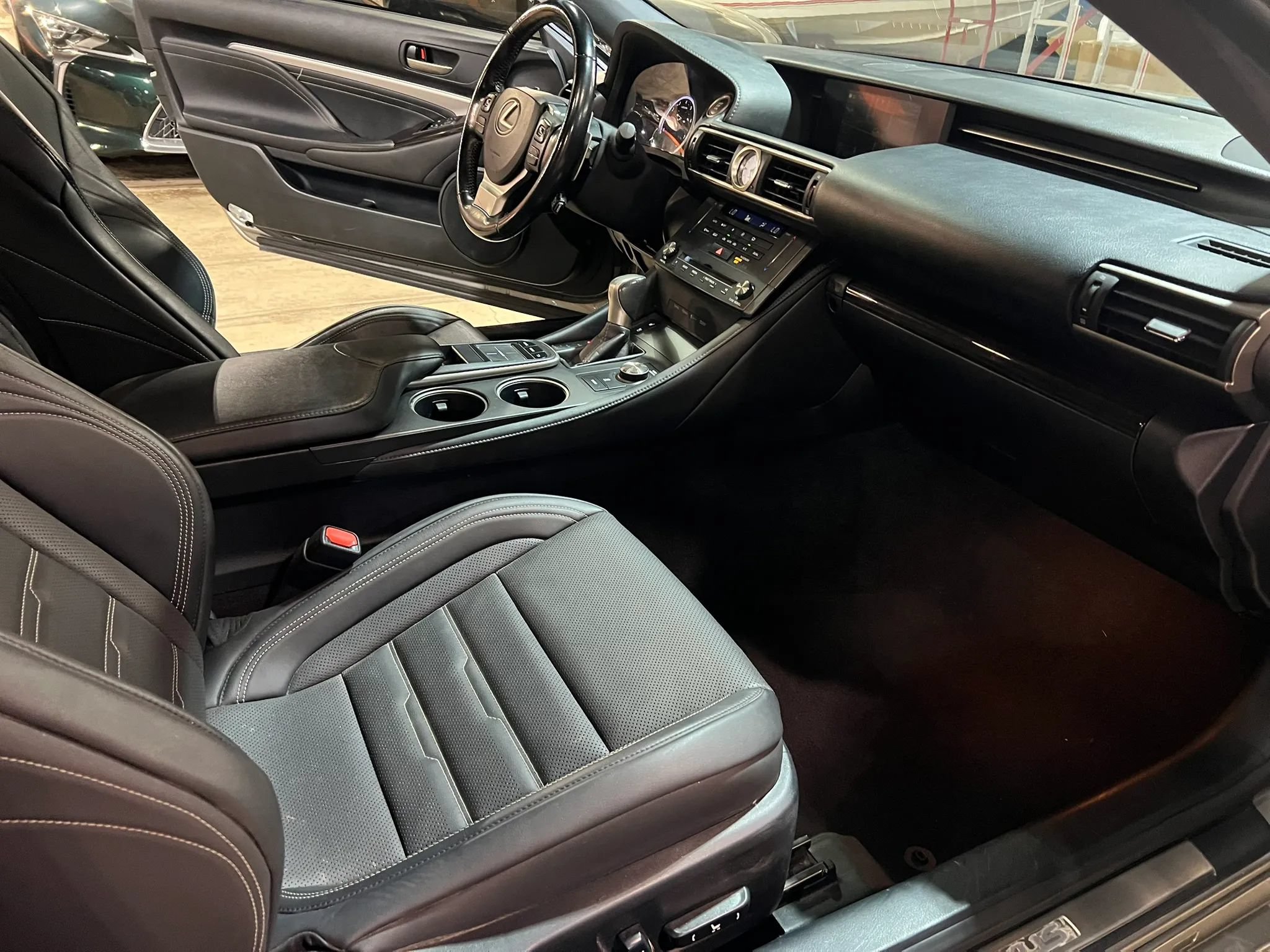 Used 2015 Lexus RC 350 AWD w/ Navigation System Package image 16