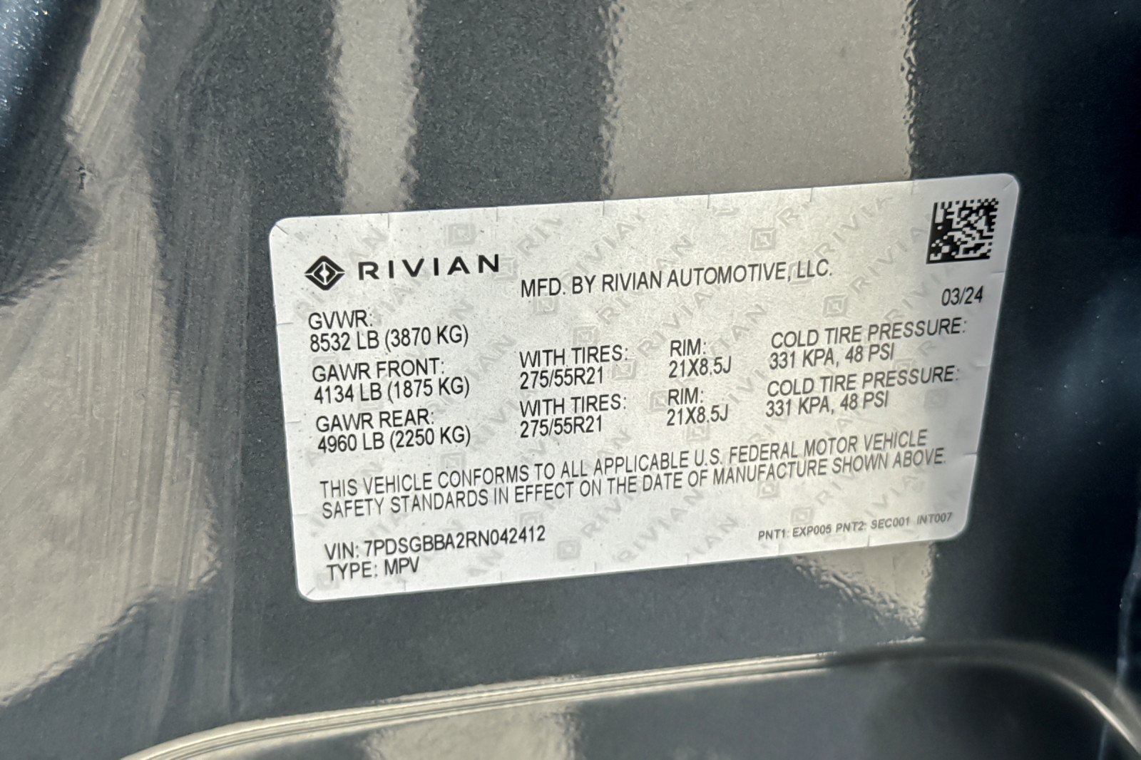 Used 2024 Rivian R1S Adventure AWD/4WD image 28