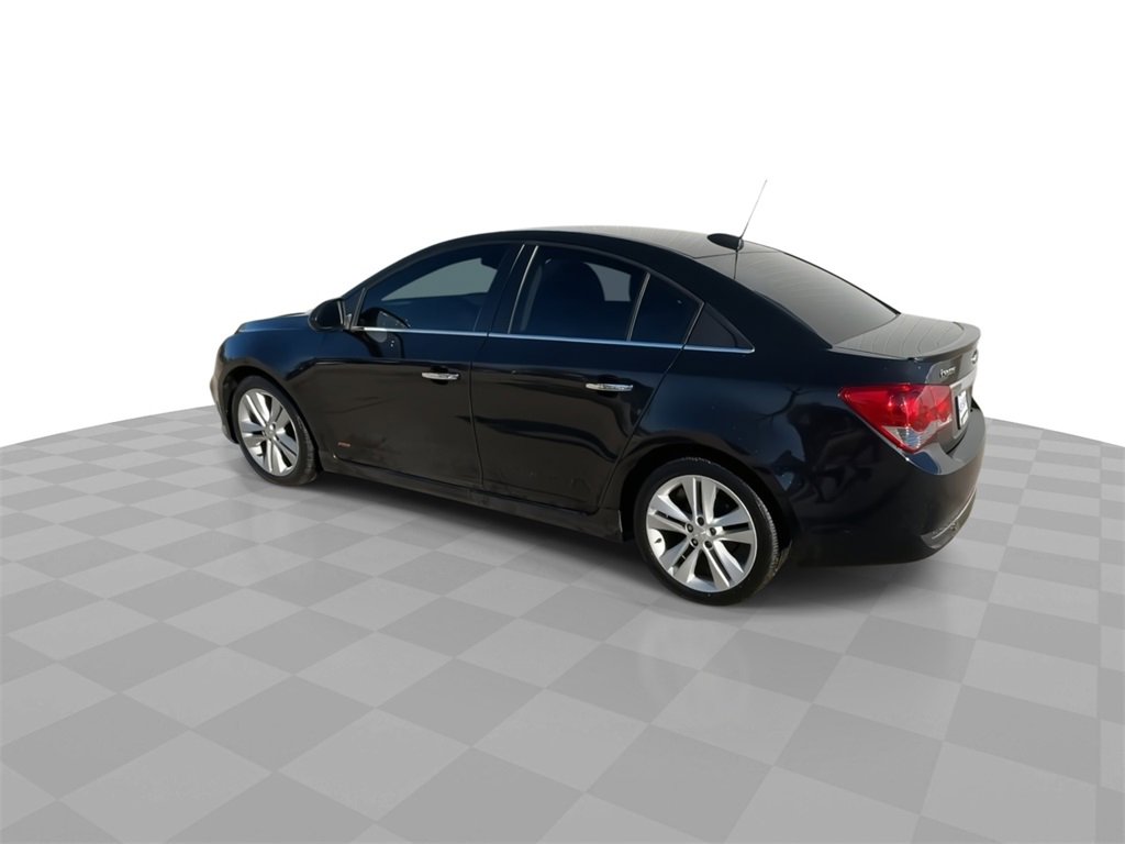Used 2016 Chevrolet Cruze LTZ w/ Sun, Sound and Sport Package image 6