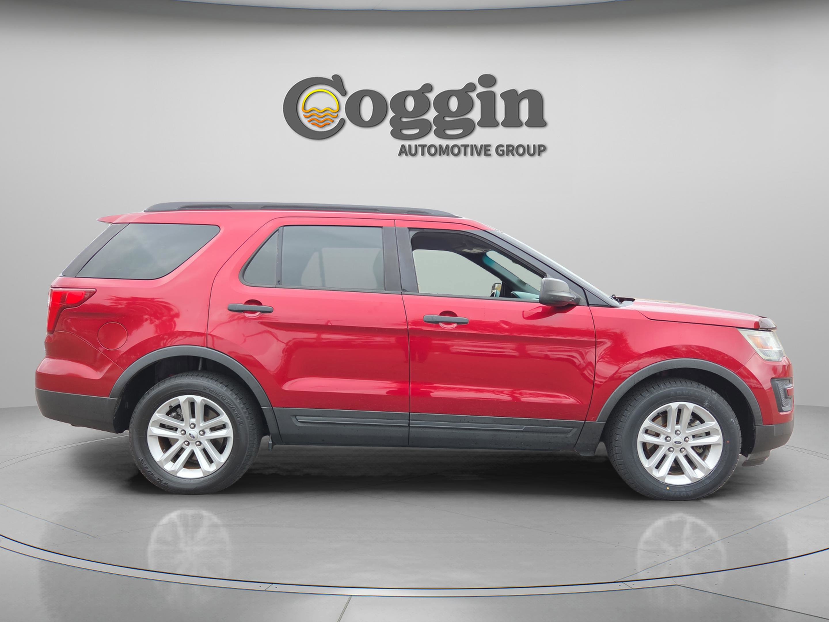 Used 2017 Ford Explorer FWD image 7