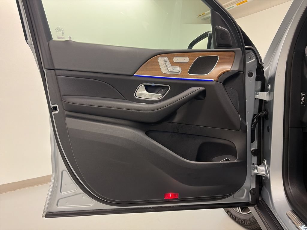 Certified 2025 Mercedes-Benz GLE 450 4MATIC image 16