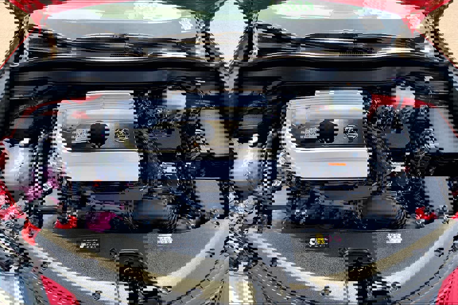 Used 2019 Lexus UX 250h w/ Premium Package image 32