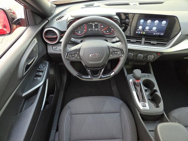 New 2026 Chevrolet Trax RS w/ Sunroof Package image 25