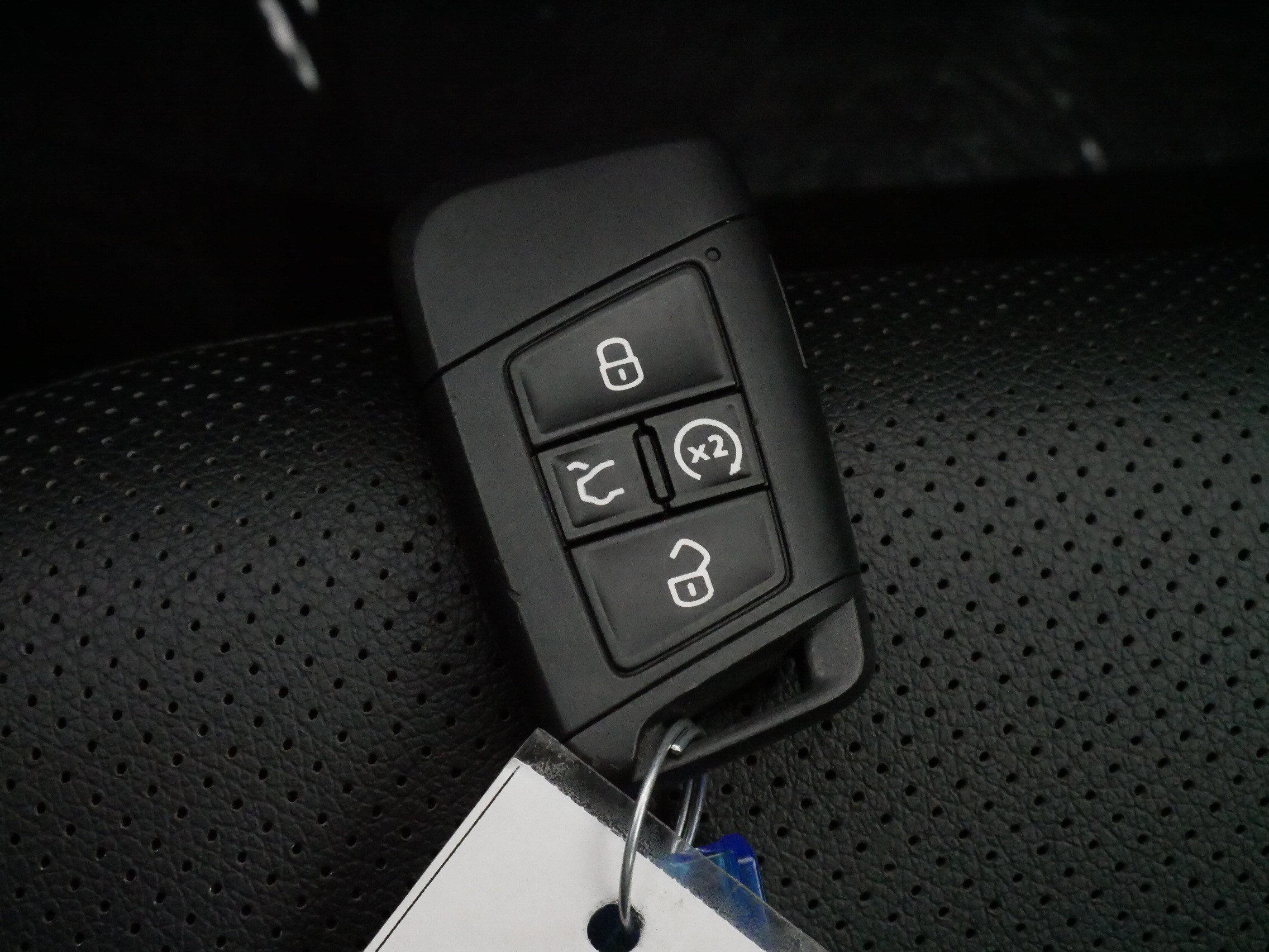 Certified 2024 Volkswagen Jetta SEL image 33