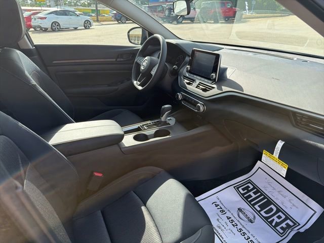 Certified 2025 Nissan Altima 2.5 S FWD image 14