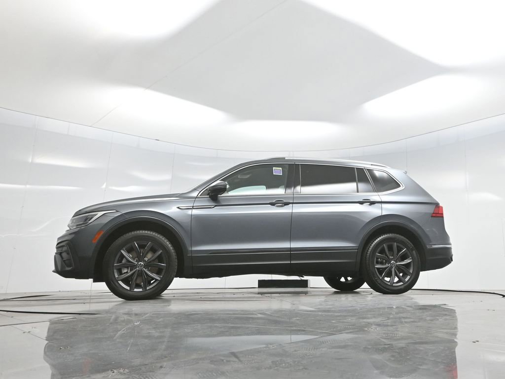 Used 2022 Volkswagen Tiguan SE image 6