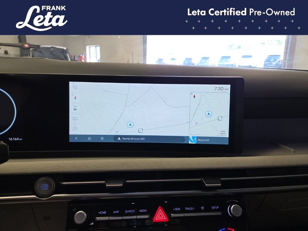 Used 2025 Hyundai Tucson Limited FWD image 10