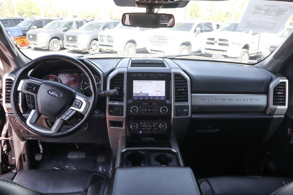 Used 2021 Ford F350 Lariat image 27