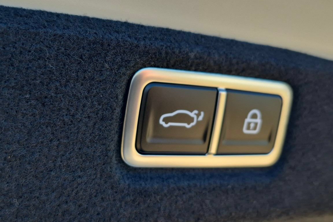 New 2026 Hyundai Sonata Limited FWD image 8