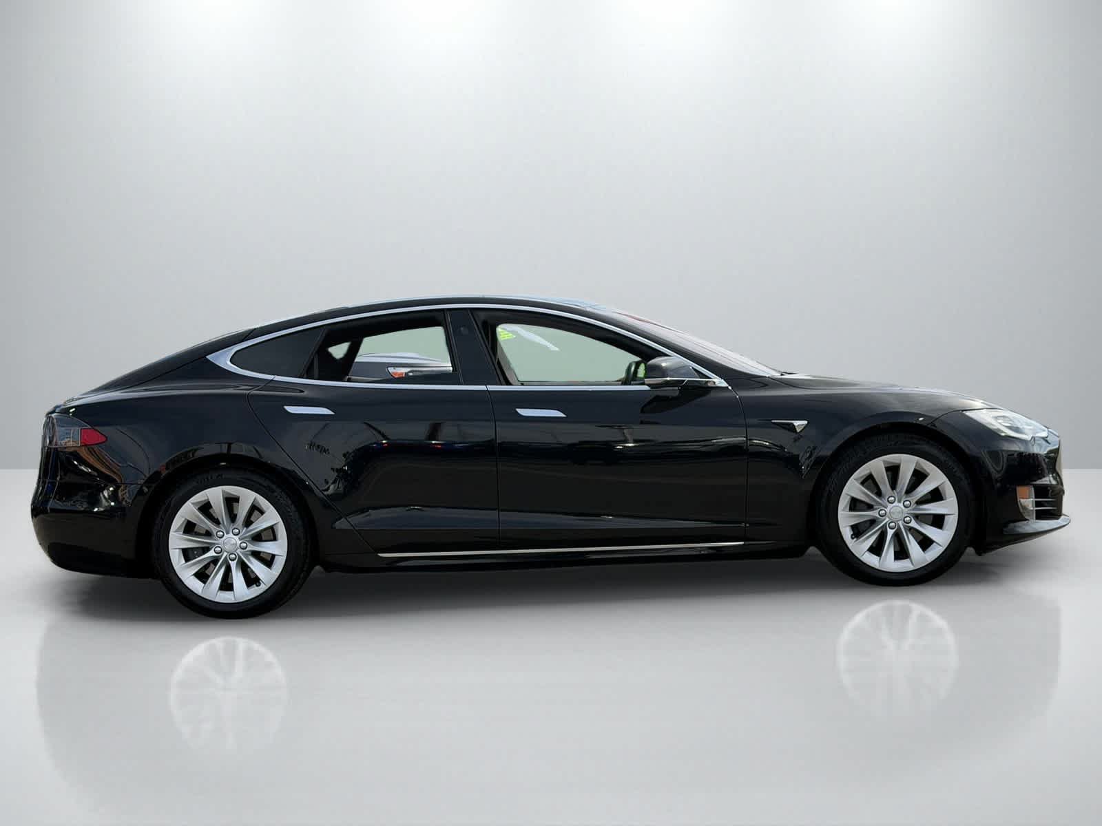 Used 2018 Tesla Model S 75D AWD/4WD image 8