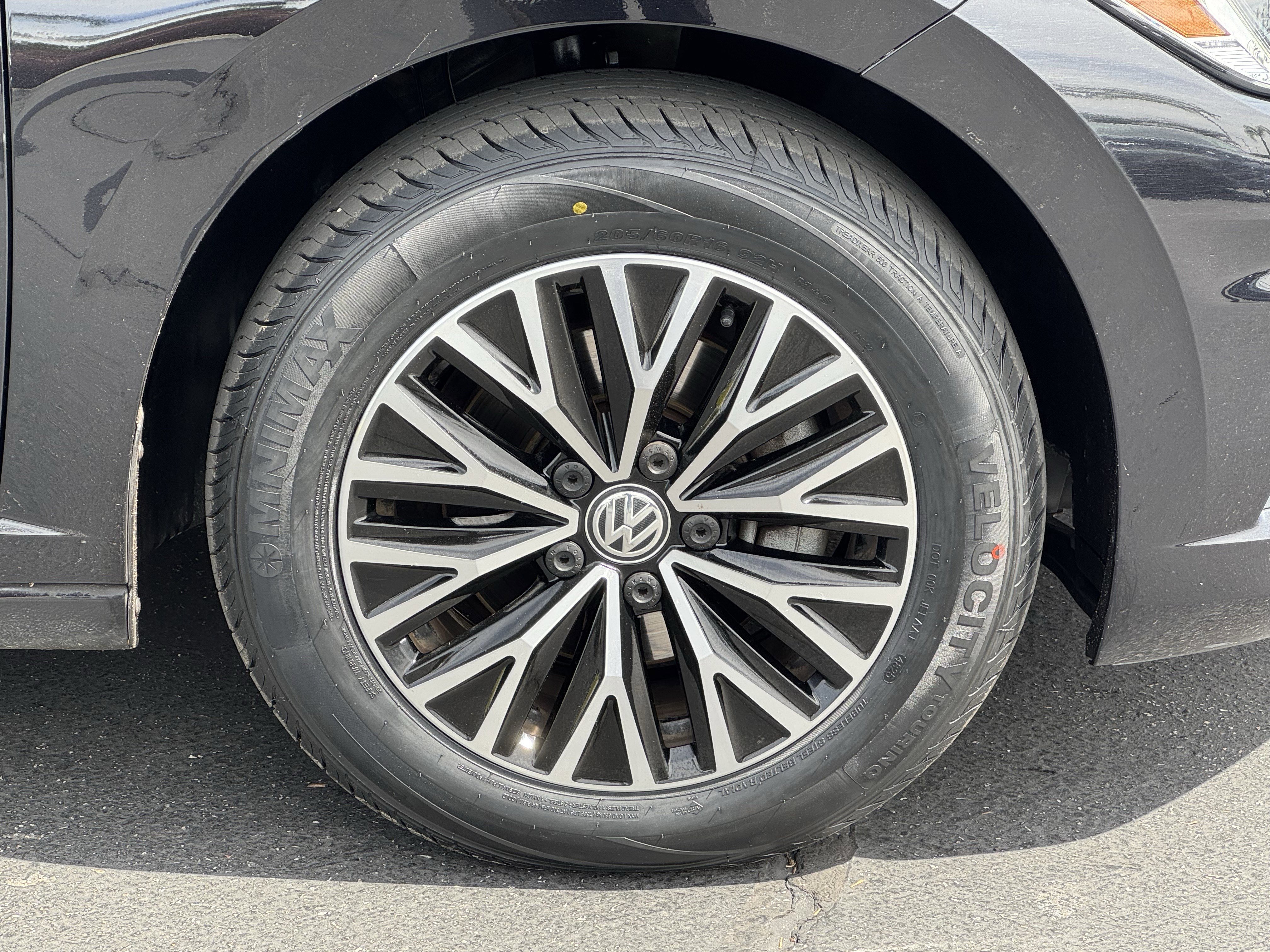 Used 2019 Volkswagen Jetta SEL image 12