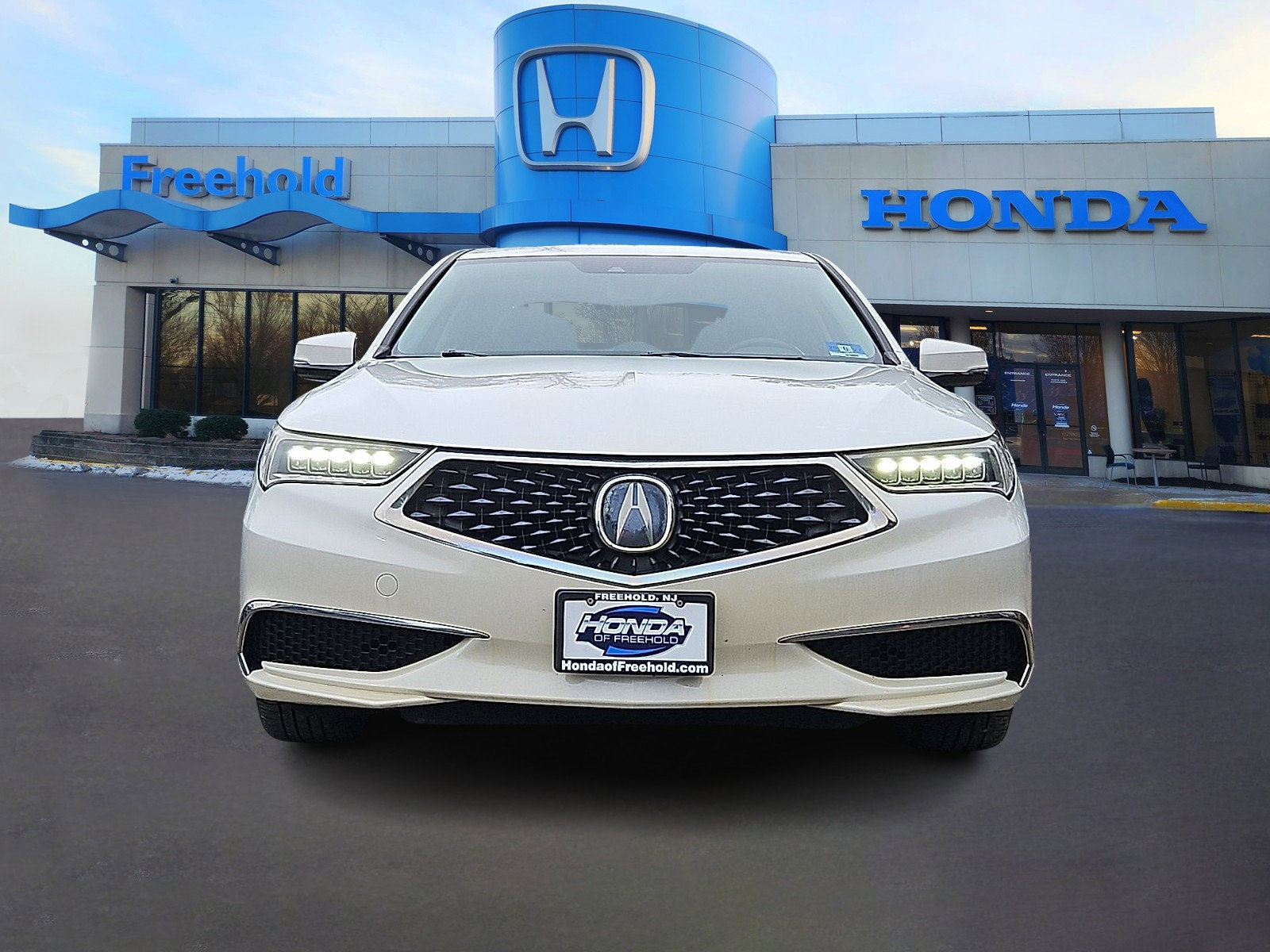 Used 2020 Acura TLX Standard image 2
