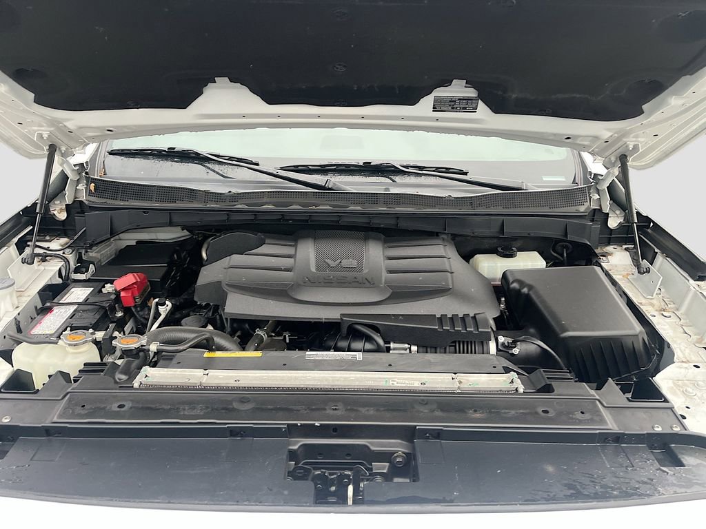 Used 2024 Nissan Titan Platinum Reserve image 31