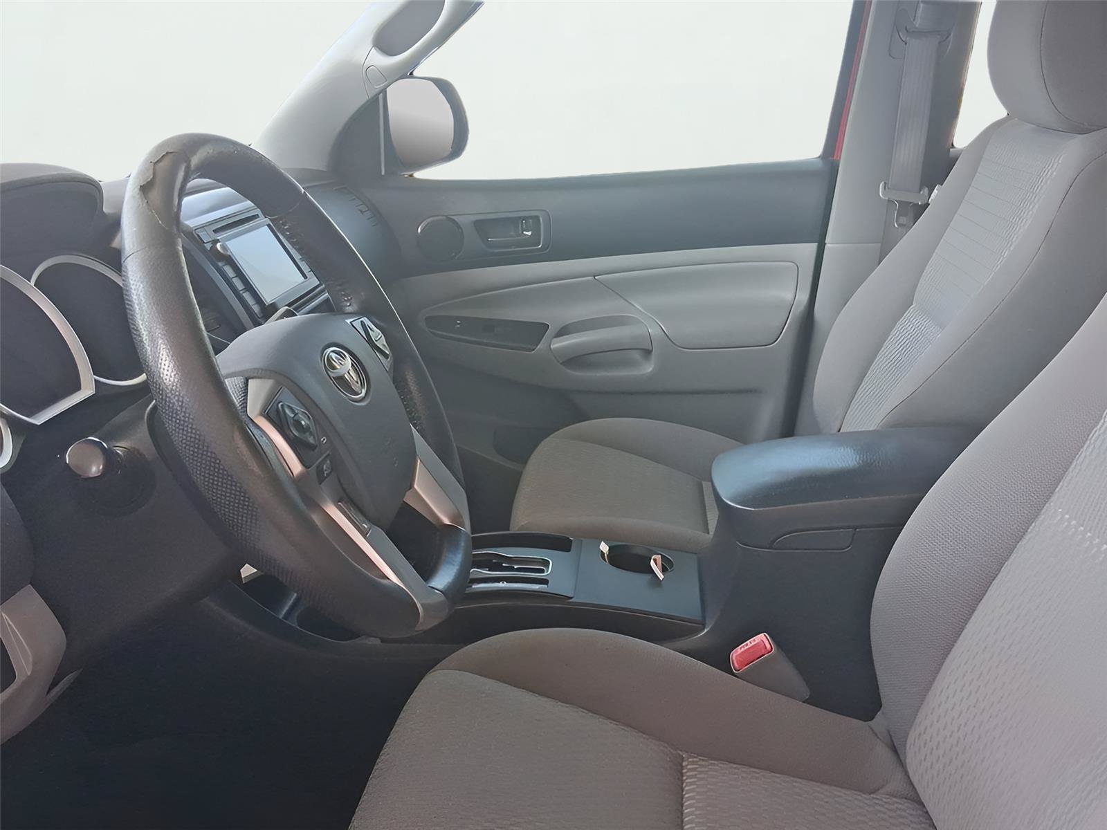 Used 2015 Toyota Tacoma PreRunner w/ Convenience Package RWD image 19