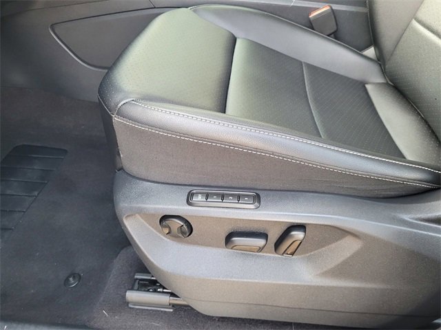 Used 2022 Volkswagen Atlas SEL R-Line image 25