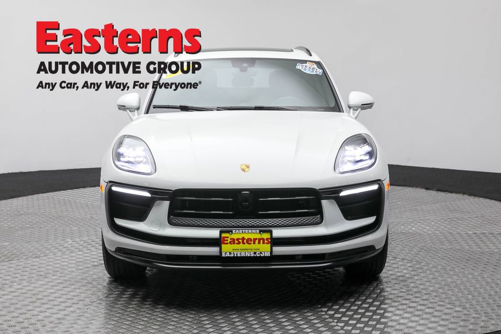 Used 2023 Porsche Macan T w/ Premium Package Plus image 2