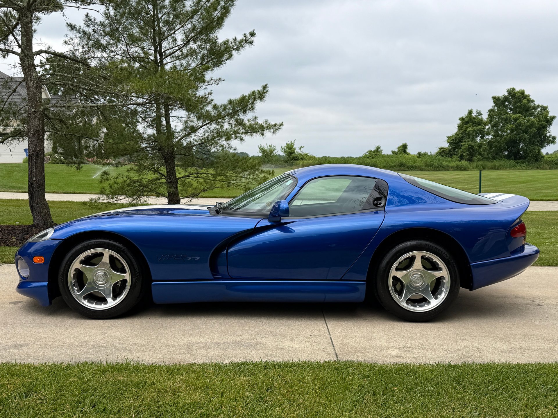 Used 1997 Dodge Viper GTS RWD image 12