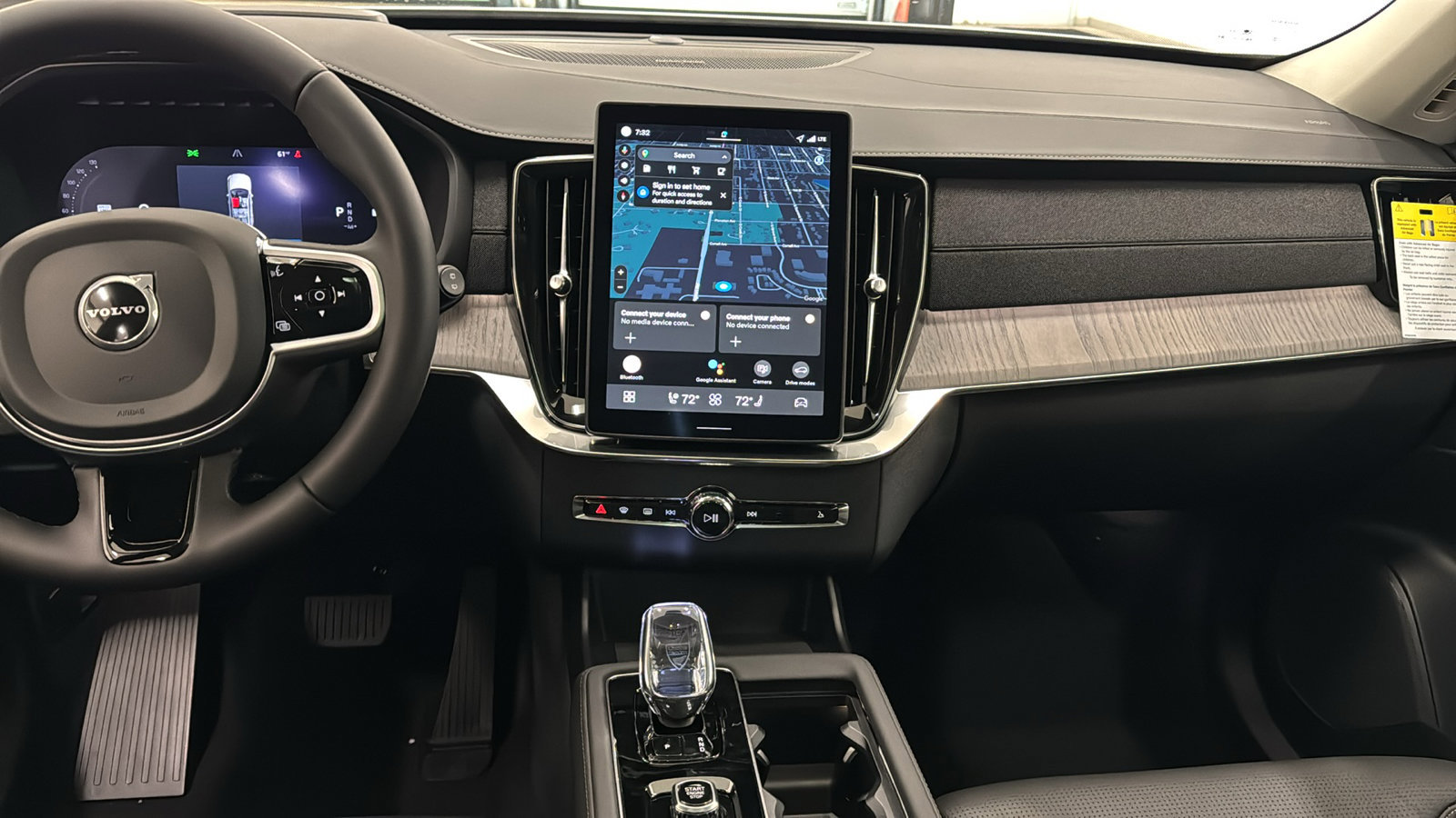 New 2026 Volvo XC90 B6 Ultra w/ Protection Package Premier image 11