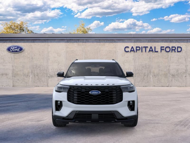 New 2026 Ford Explorer ST-Line w/ ST-Line Street Pack AWD/4WD image 2