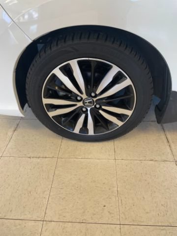 Used 2019 Honda Fit EX image 28