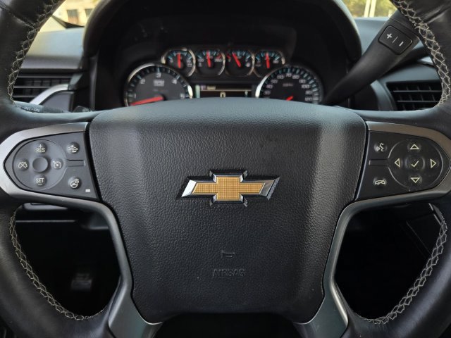 Used 2015 Chevrolet Suburban LTZ RWD image 28