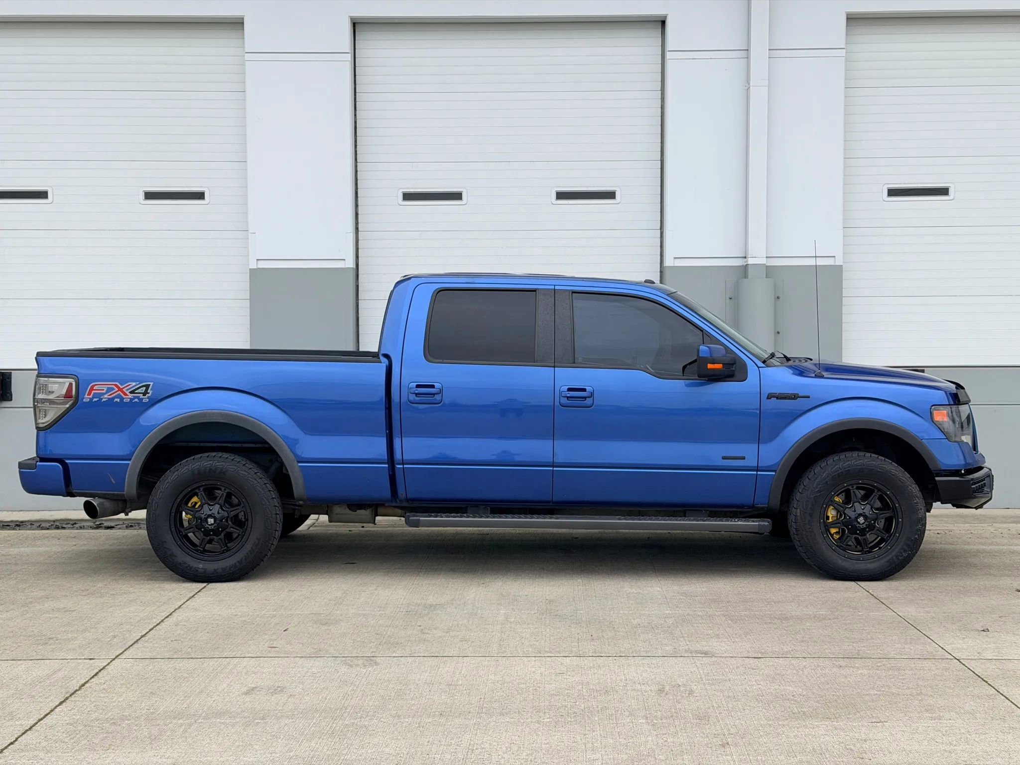 Used 2014 Ford F150 FX4 w/ Equipment Group 402A Luxury image 6