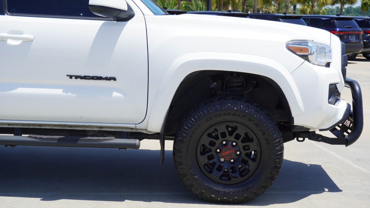Used 2019 Toyota Tacoma SR5 RWD image 9