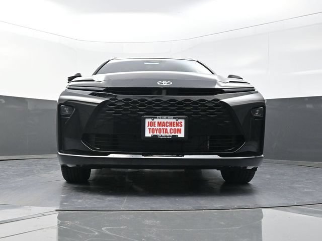 Certified 2025 Toyota Crown Signia AWD/4WD image 31