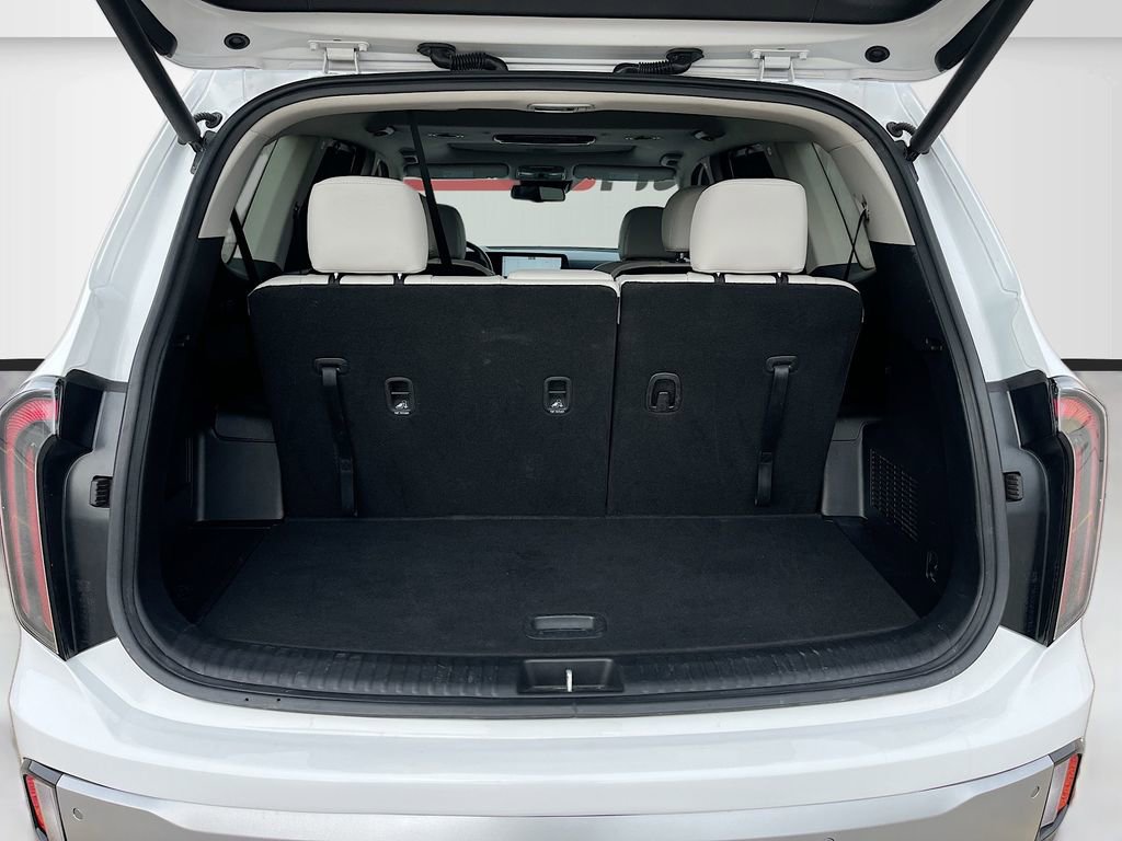 Used 2023 Kia Telluride EX w/ EX Captain's Chair Package image 28