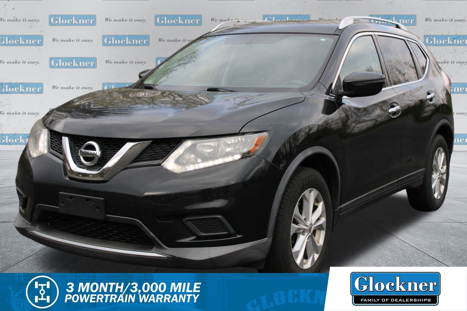 Used 2016 Nissan Rogue SV image 1