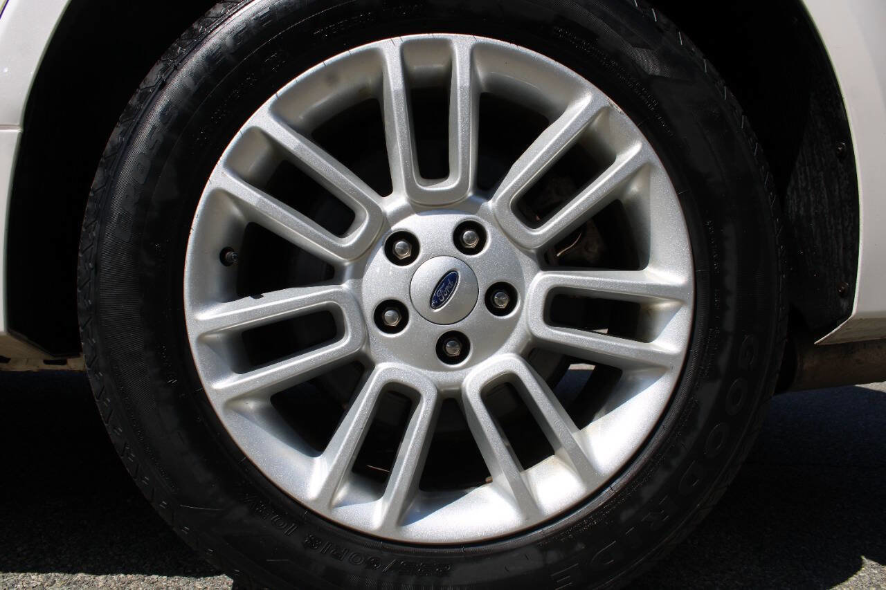 Used 2016 Ford Flex SEL w/ Equipment Group 202A image 22