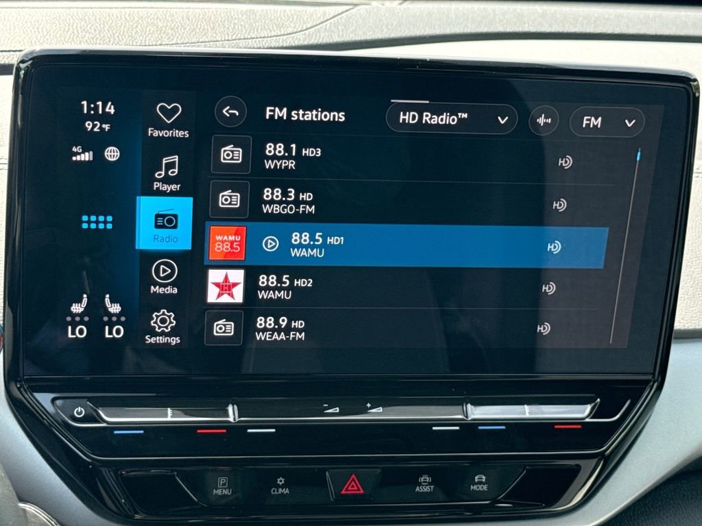 Used 2023 Volkswagen ID.4 2WD image 12