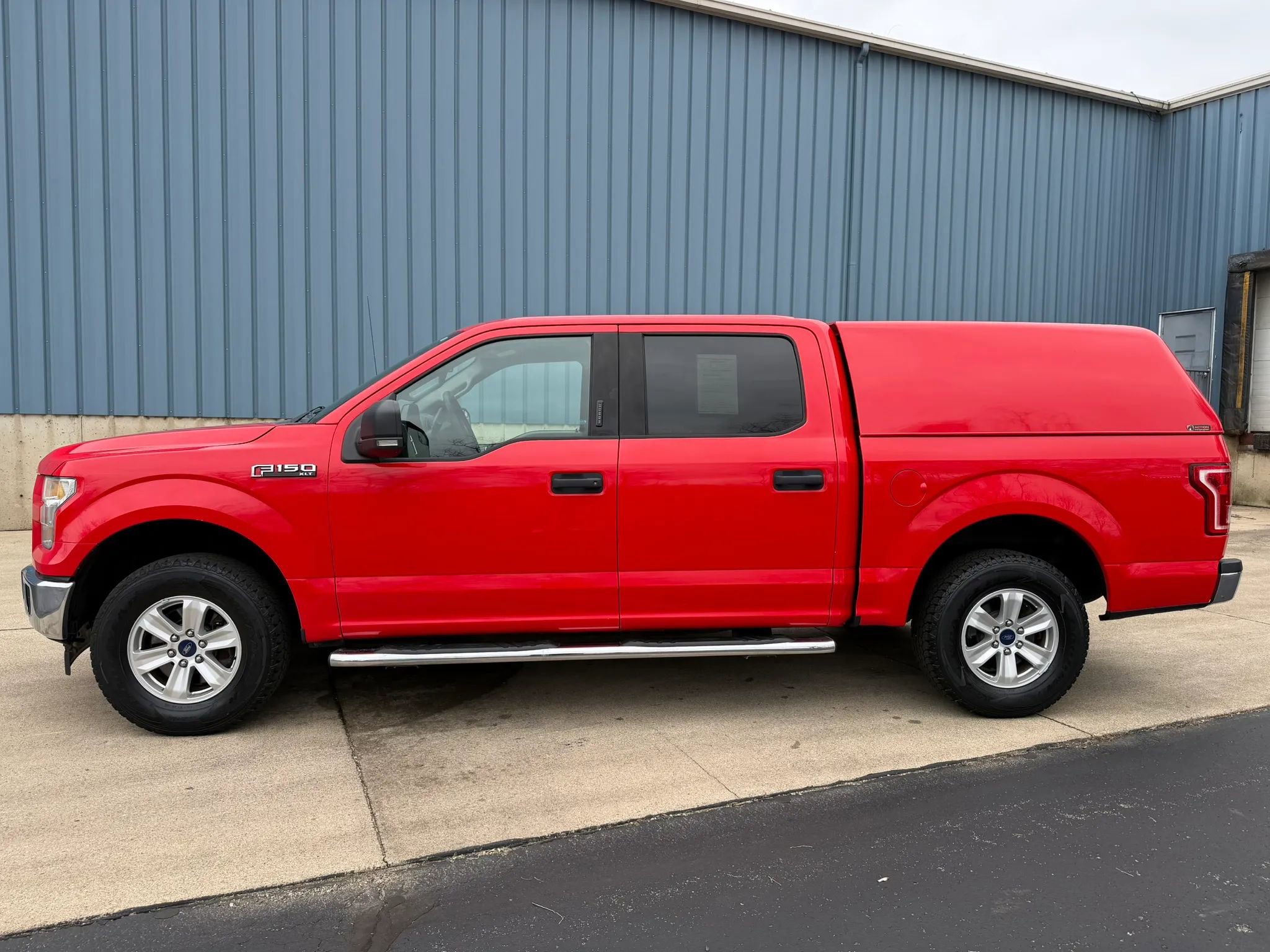 Used 2017 Ford F150 XLT AWD/4WD image 8