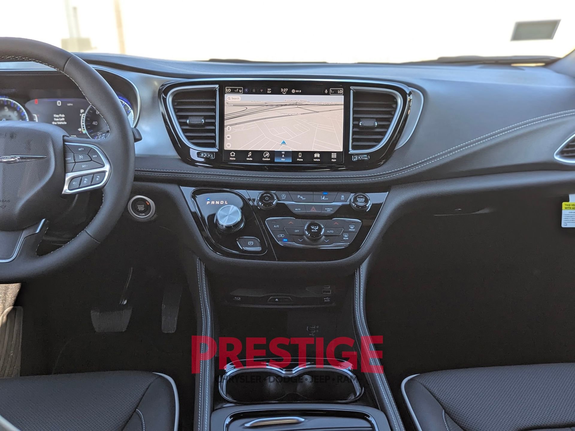 New 2026 Chrysler Pacifica Limited AWD/4WD image 16